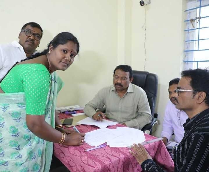 బాలాయపల్లెలో 53 నామినేషన్లకు ఆమోదం - Udayam