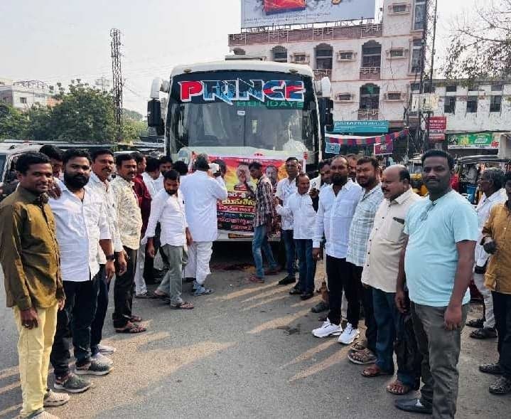 స్వర్ణకార శంఖారావానికి ఆదిలాబాద్ సభ్యులు - Udayam