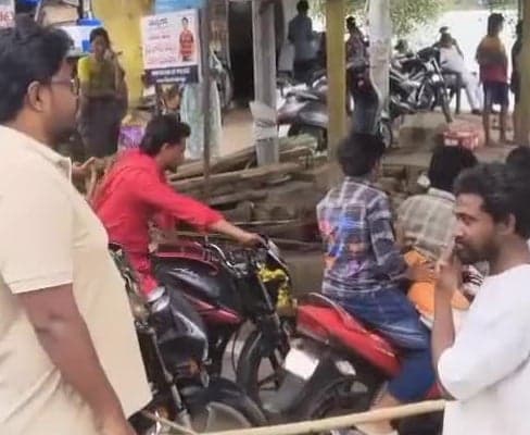 చించినాడ బ్రిడ్జి బంద్తో ప్రయాణికుల అవస్థలు - Udayam