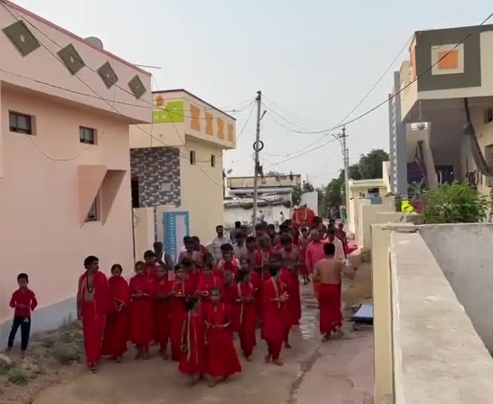 పెద్ద చింతకుంటలో ఘనంగా దుర్గామాత పల్లకి సేవ - Udayam