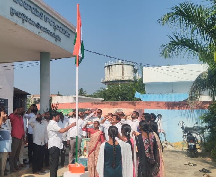 దుద్దెడలో ప్రజాపాలన దినోత్సవం - Udayam