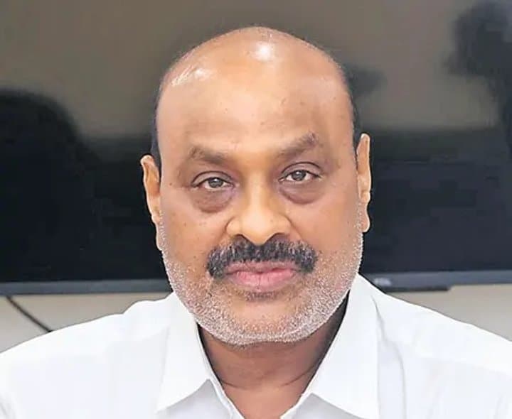 మత్స్యకారుల కోసం ముమ్మర గాలింపు - Udayam