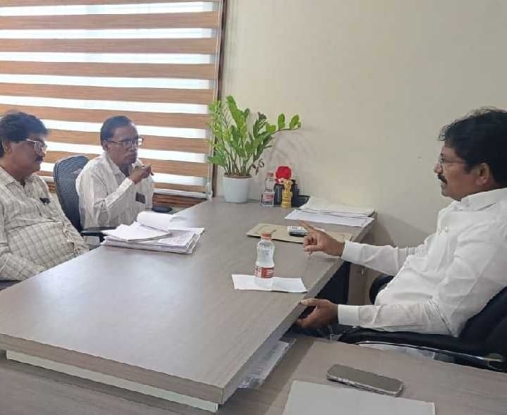 వెలుగొండ పనులపై సమీక్ష - Udayam