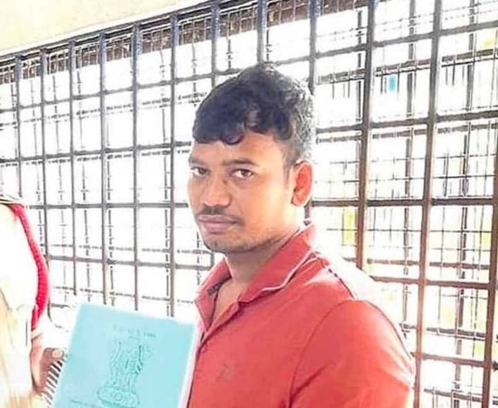 కడప మోస్ట్ వాంటెడ్ స్మగ్లర్పై 100 కేసులు - Udayam