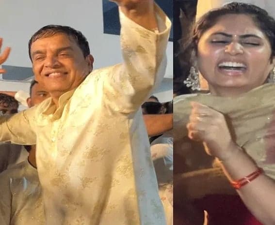 వినాయక నిమజ్జనంలో దిల్ రాజు దంపతులు - Udayam