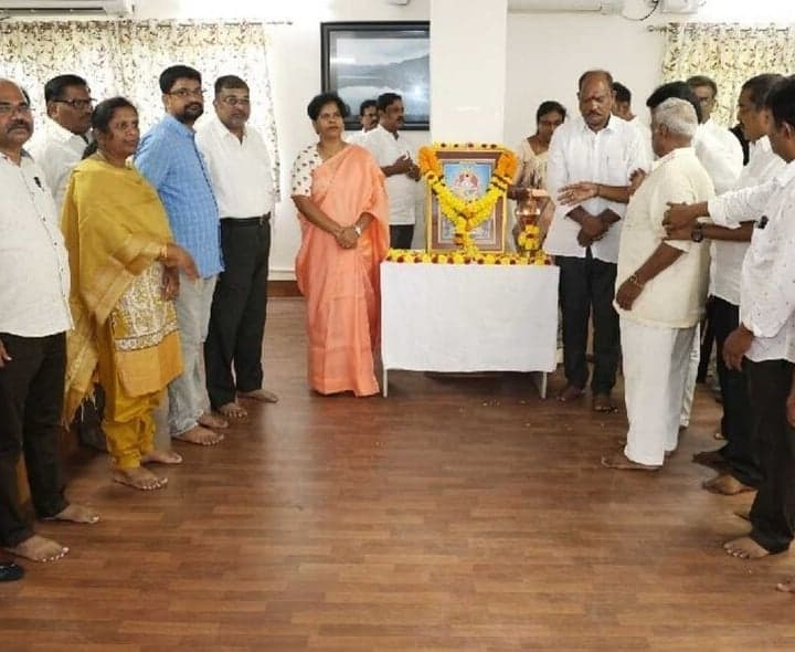 అనకాపల్లిలో ఘనంగా విశ్వకర్మ జయంతి వేడుకలు - Udayam