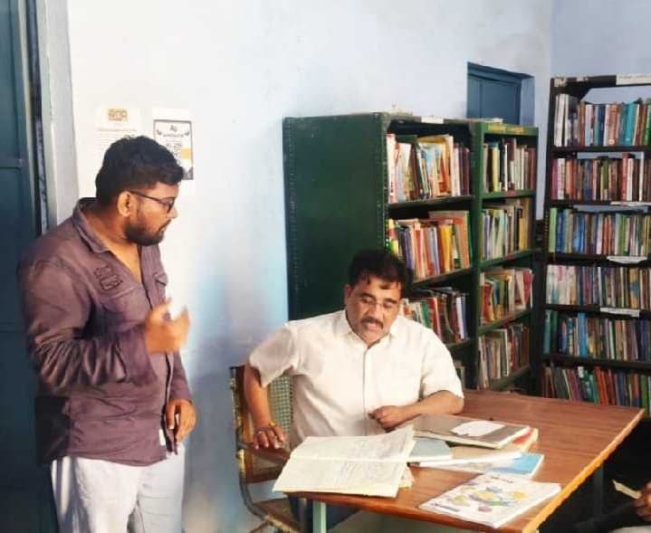 గ్రంథాలయానికి టాయిలెట్ నిర్మిస్తాం: ఛైర్మన్ - Udayam
