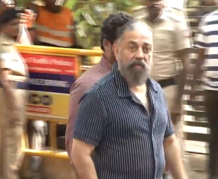 సంగీత దర్శకుడు దేవాకు నివాళులర్పించిన సీఎం విజయ్, కమల్ హాసన్ - gallery image 2