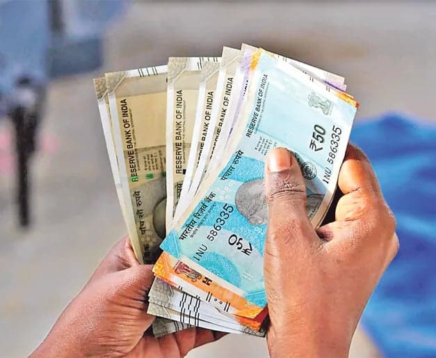 పండగల సీజన్లో భారీగా రుణాల లభ్యత: ఆర్బీఐ - Udayam