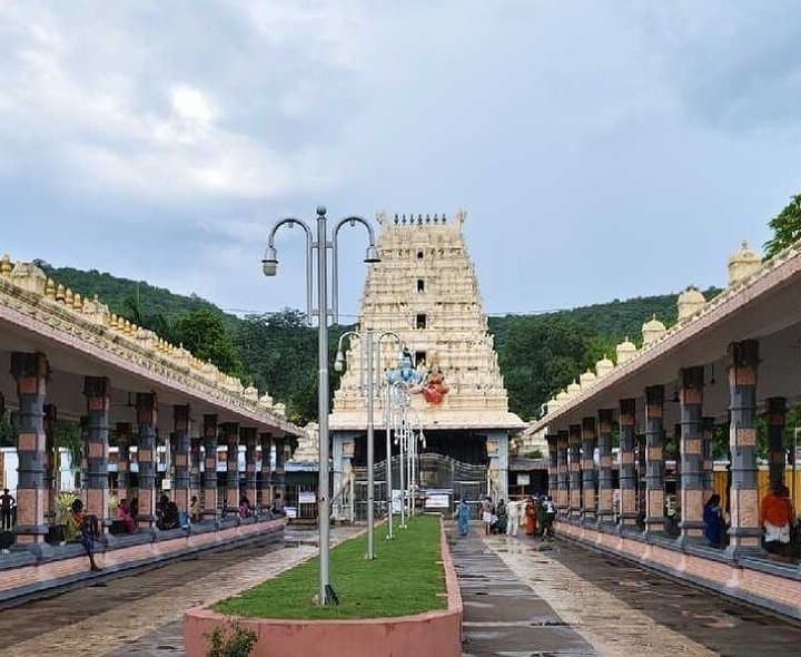 మహానందిలో ఘనంగా వరలక్ష్మీ వ్రతం - Udayam