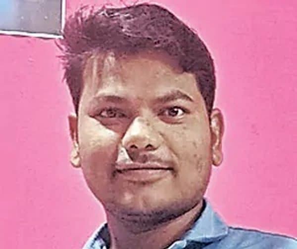 అక్క, బావ వేధింపులు.. యువకుడి ఆత్మహత్య! - Udayam Digital