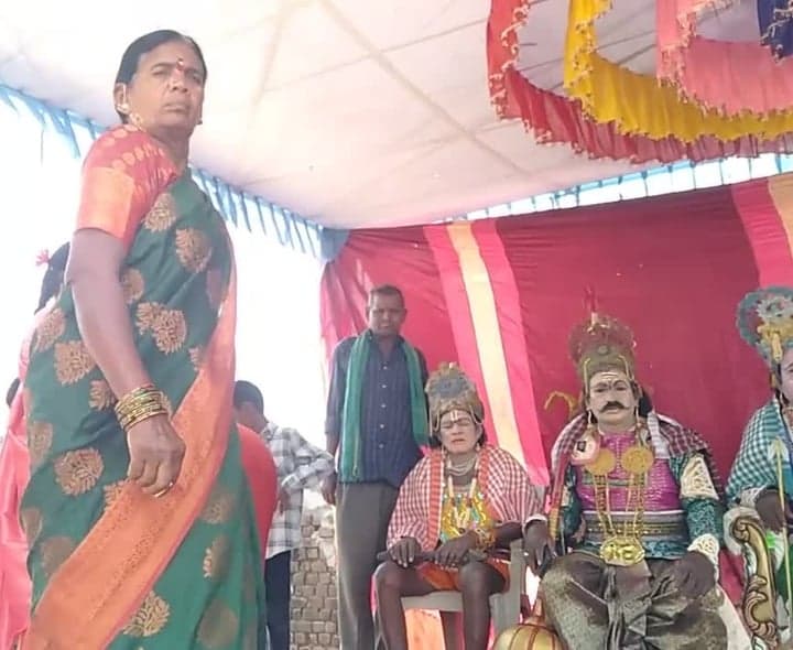 బొమ్మకల్లో చిరుతల రామాయణం ప్రదర్శన - Udayam