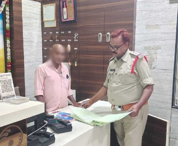 నెల్లూరులో రాత్రివేళ పోలీసుల తనిఖీలు - Udayam