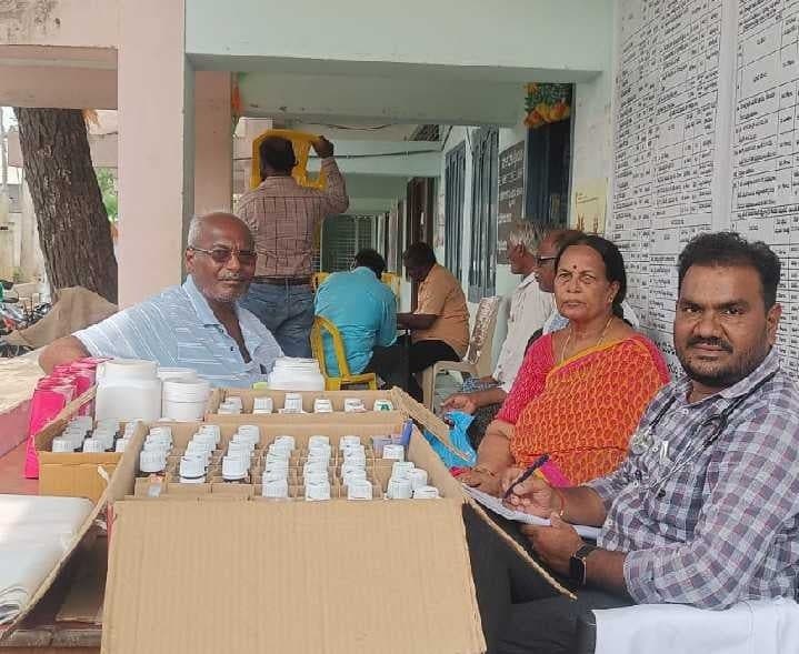 కారంచేడులో ఉచిత హోమియో శిబిరం - Udayam