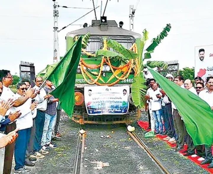 ఒడిశా నుంచి సింగరేణికి తొలి బొగ్గు రవాణా - Udayam Digital