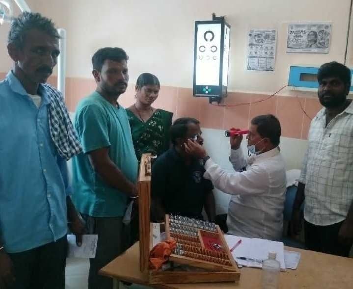 ఎల్లారెడ్డి ఆసుపత్రిలో దృష్టి దినోత్సవం - Udayam