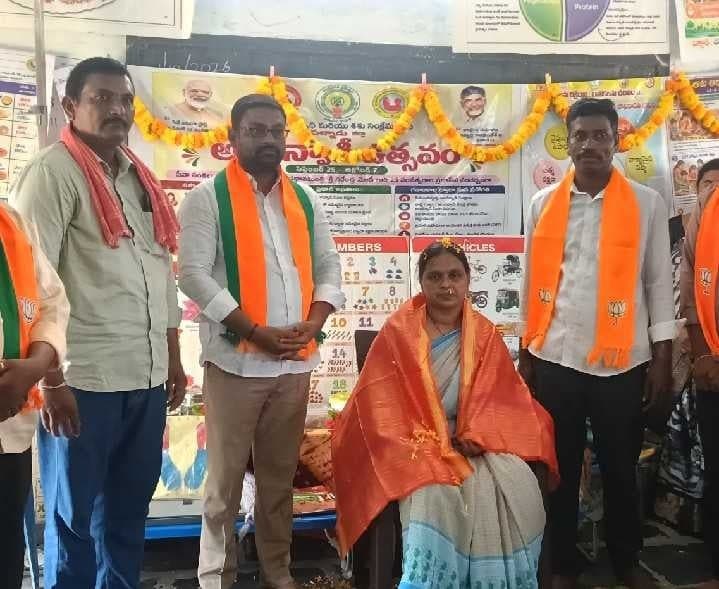 దొడ్లేరులో అంగన్వాడీ వేడుకలు - Udayam