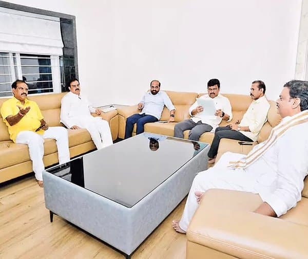 కూటమి కీలక సమన్వయ కమిటీ భేటీ - Udayam Digital