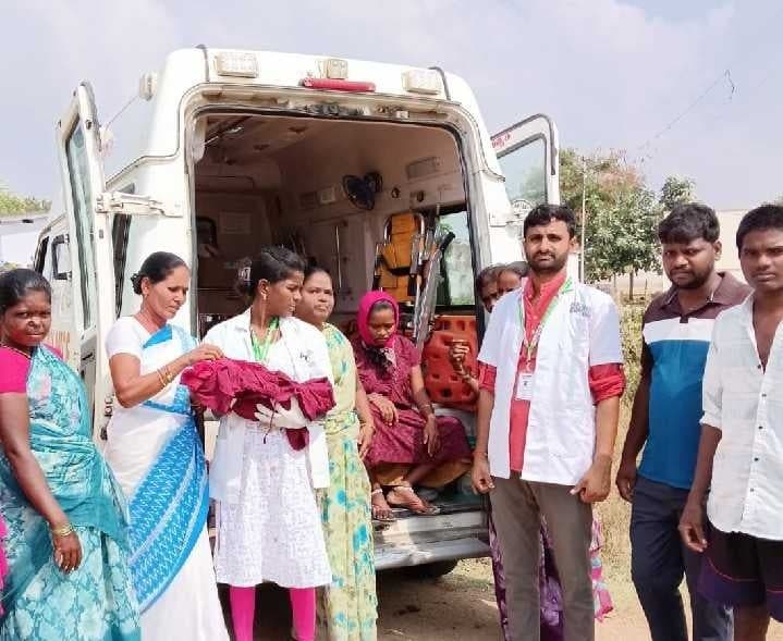 108 సేవలతో వేల మందికి సాయం - Udayam