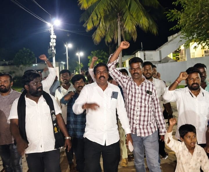 దళిత మహిళలను అవమానించిన వారిని అరెస్ట్ చేయాలి - Udayam