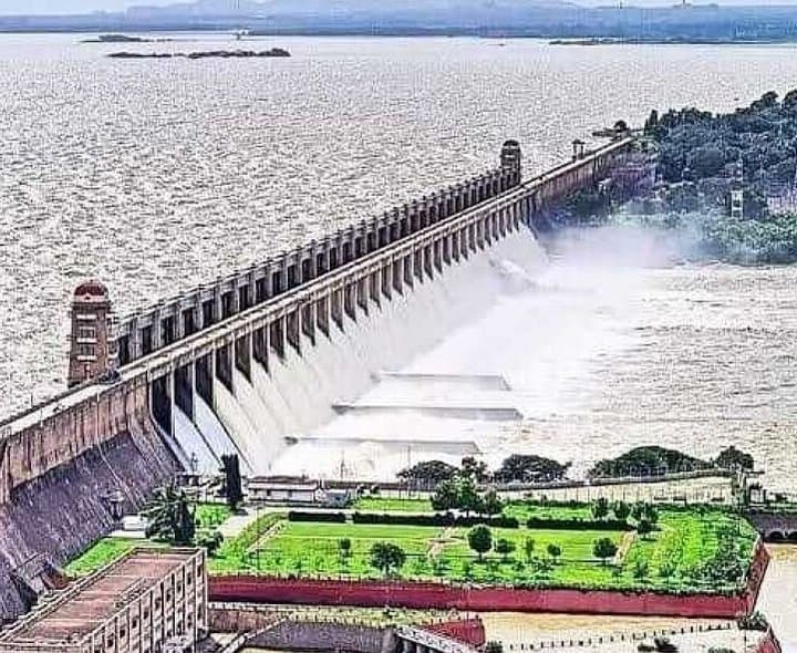 తుంగభద్ర జలాశయానికి 60,751 క్యూసెక్కుల వరద నీరు - Udayam Digital