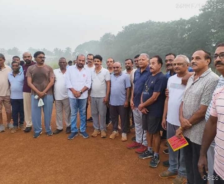 అమలాపురంలో వేకువజామునే ప్రచారం - Udayam