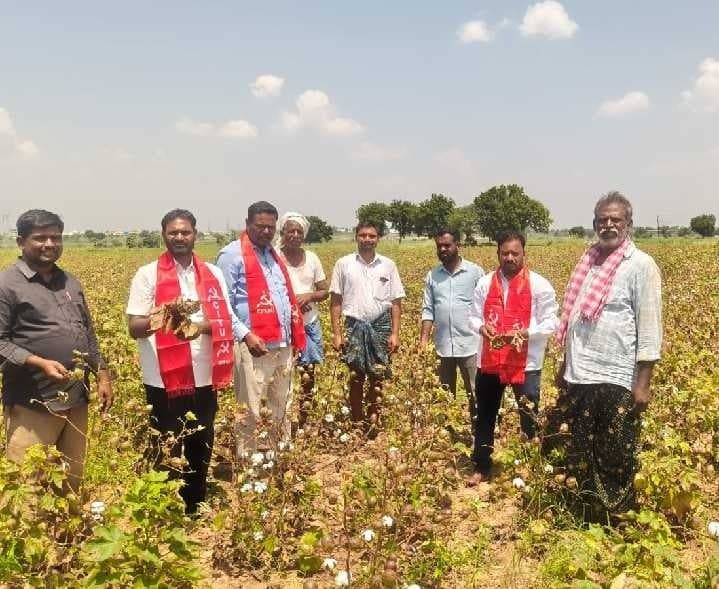 మంతటిలో ఎండిన పంటలకు పరిహారం డిమాండ్ - Udayam