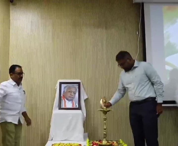 గడ్డం వెంకటస్వామి సేవలు స్ఫూర్తిదాయకం - Udayam