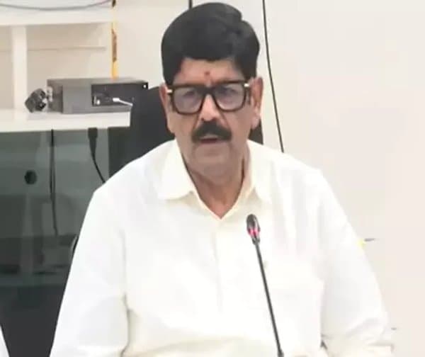 బిహార్ బస్సు ప్రమాదం: ఏపీ భవన్లో కంట్రోల్ రూం - Udayam Digital