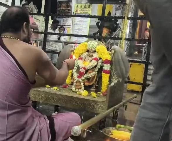 నగునూరులో కోజాగిరి పౌర్ణమి ప్రత్యేక పూజలు - Udayam