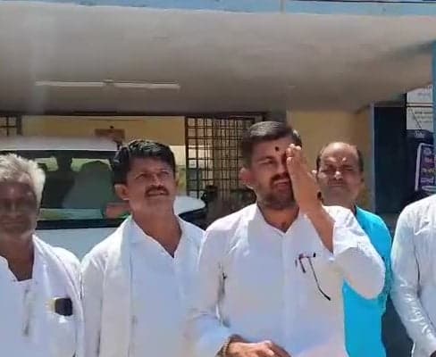 రైతులకు 12 గంటల విద్యుత్ ఇవ్వాలి - Udayam