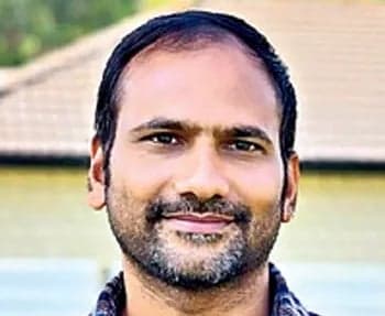 ట్రాక్టర్ లెక్కల కోసం యువకుడి వినూత్న యాప్ - Udayam