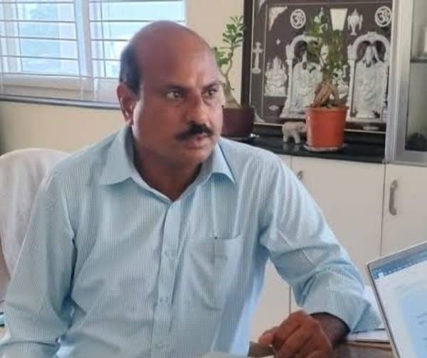 మాజీ ఎక్సైజ్ సూపరింటెండెంట్ అక్రమాస్తుల వెలుగు - Udayam Digital
