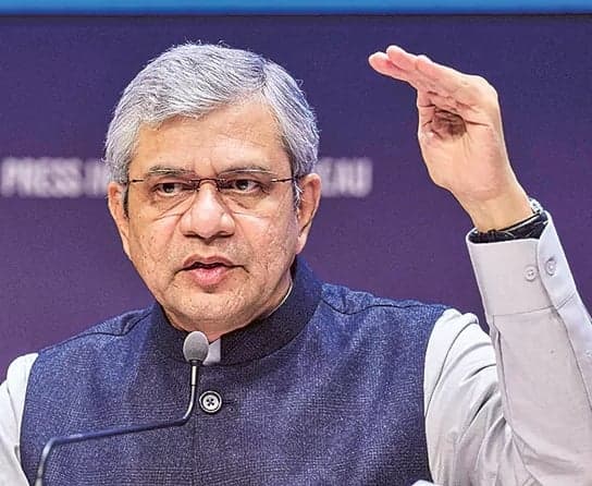 ఈపీఎఫ్ వేతన పరిమితి పెంపు - Udayam