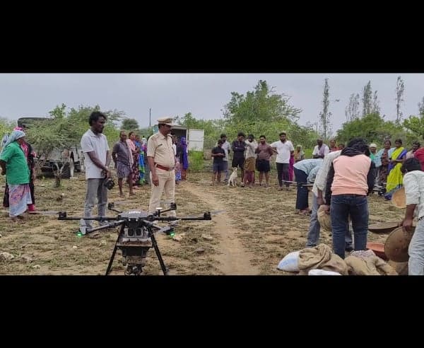 తర్లుపాడులో డ్రోన్లతో 50 వేల విత్తన బంతులు - Udayam