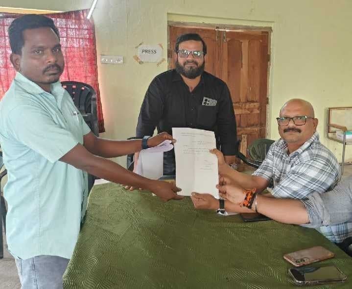 బెజ్జూర్ ప్రజావాణికి 10 దరఖాస్తులు - Udayam