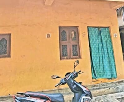 ఇంటికి దుకాణాల పన్నా? - Udayam
