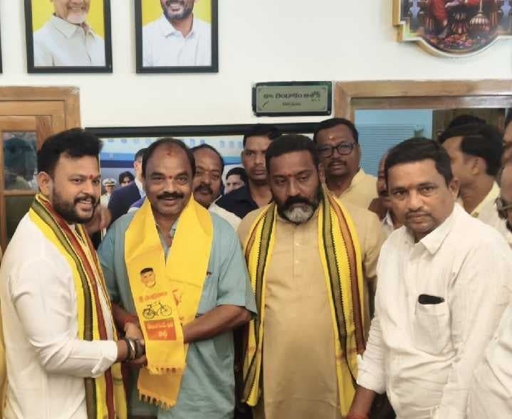 కవిటిలో టీడీపీలోకి వైసీపీ నేతలు - Udayam