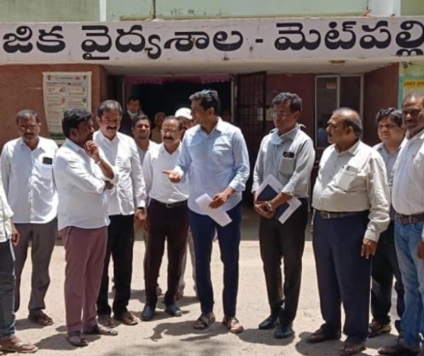 విద్య, వైద్యంపై ప్రత్యేక దృష్టి సారించాలి: ఎమ్మెల్యే సంజయ్ - Udayam Digital