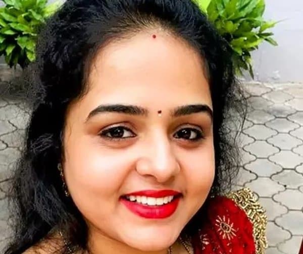 కన్నకూతురిని చంపిన కేసులో పరారీలో ఉన్న తల్లి అరెస్ట్ - Udayam Digital