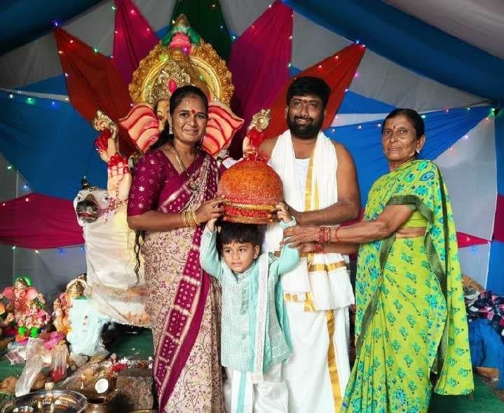 రూ.29,516కు గణపతి లడ్డూ వేలం - Udayam