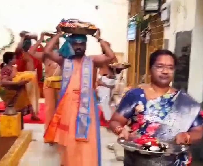 బాలానగర్ వెంకటేశ్వర స్వామి ఆలయంలో పవిత్రోత్సవాలు - Udayam
