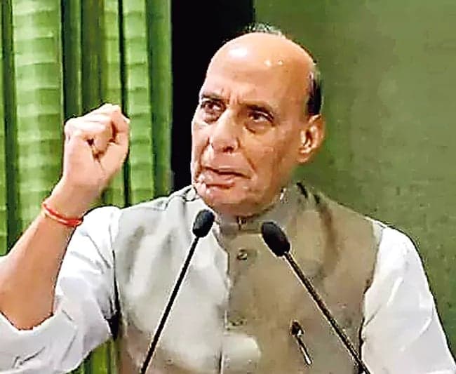 ఆరో తరం యుద్ధ విమానం దిశగా భారత్: రాజ్నాథ్ సింగ్ - Udayam