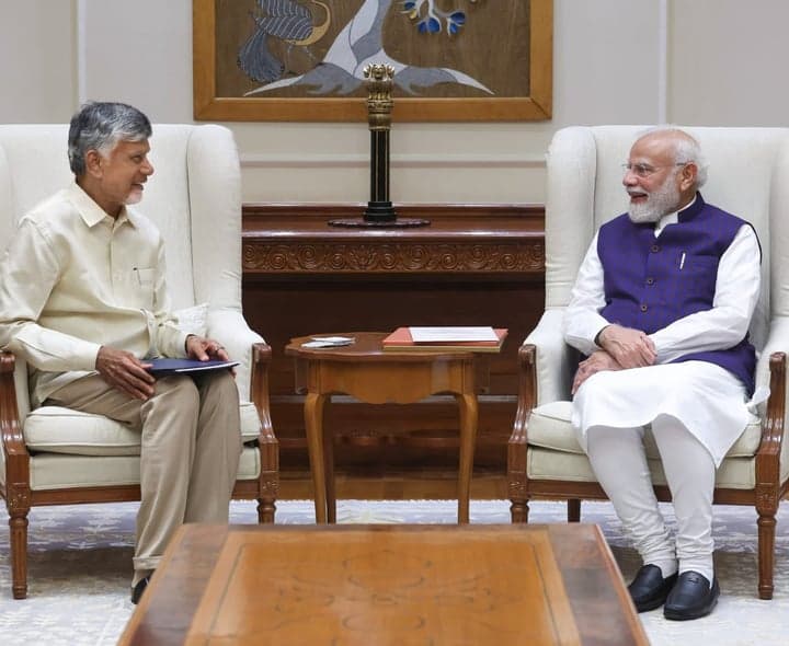 ప్రధాని మోదీతో సీఎం చంద్రబాబు భేటీ - gallery image 4
