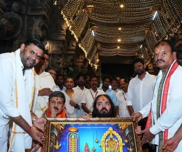 శ్రీకాళహస్తిలో అనంత్ అంబానీ పూజలు - Udayam Digital