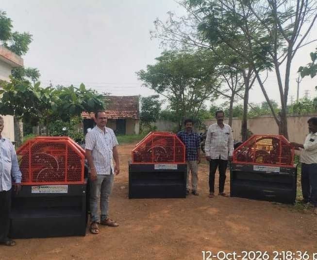 పాడి రైతులకు 7 చాఫ్ కట్టర్లు పంపిణీ - Udayam