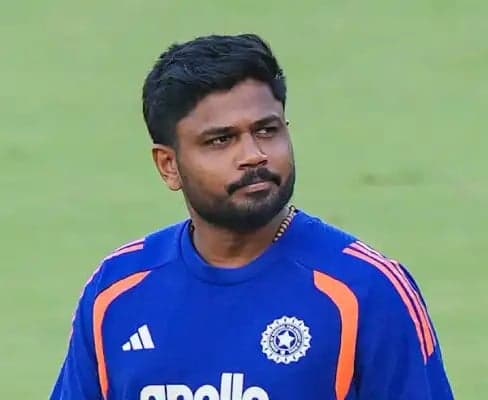 నేను రోబోను కాను - Udayam