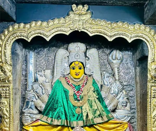 భద్రకాళీ అమ్మవారి శాకంబరీ మహోత్సవాలు - Udayam Digital