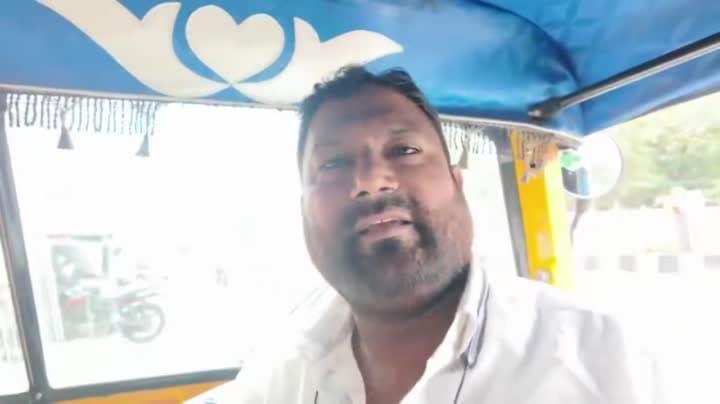 ఉచిత బస్సుపై ఆటో డ్రైవర్ ఆవేదన - Udayam