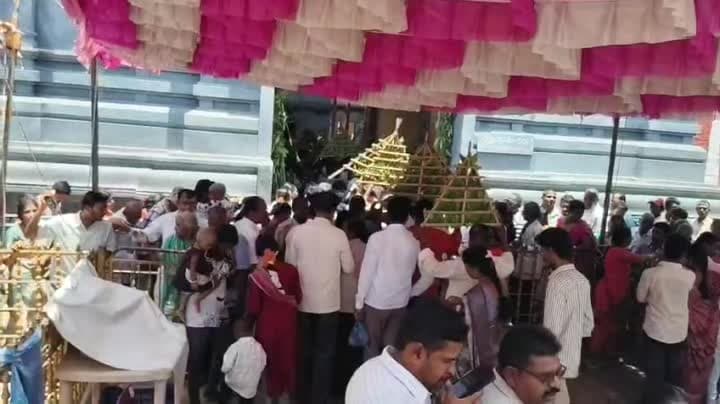 కసాపురం ఆలయానికి పోటెత్తిన భక్తాదులు - Udayam